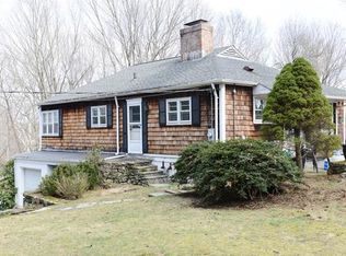 240 Hamilton Rd, Chappaqua, NY 10514