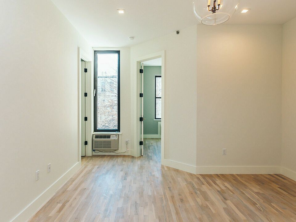1st image of 181 Troutman St #2E