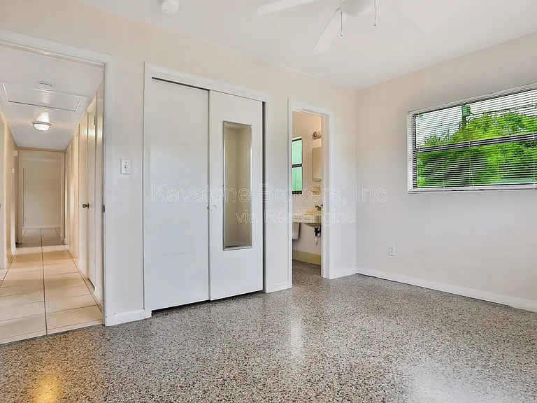 2711 Aloma Ave — Photo 3