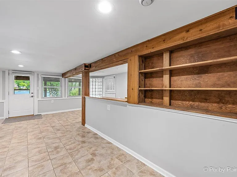 24060 N Lakeside Dr — Photo 21