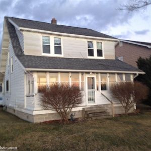 8340 Long Island Ct, Fair Haven, MI, 48023