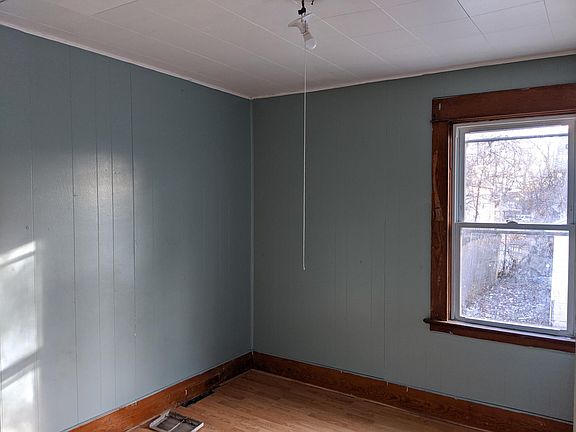 4th image of 519 Stockbridge Ave