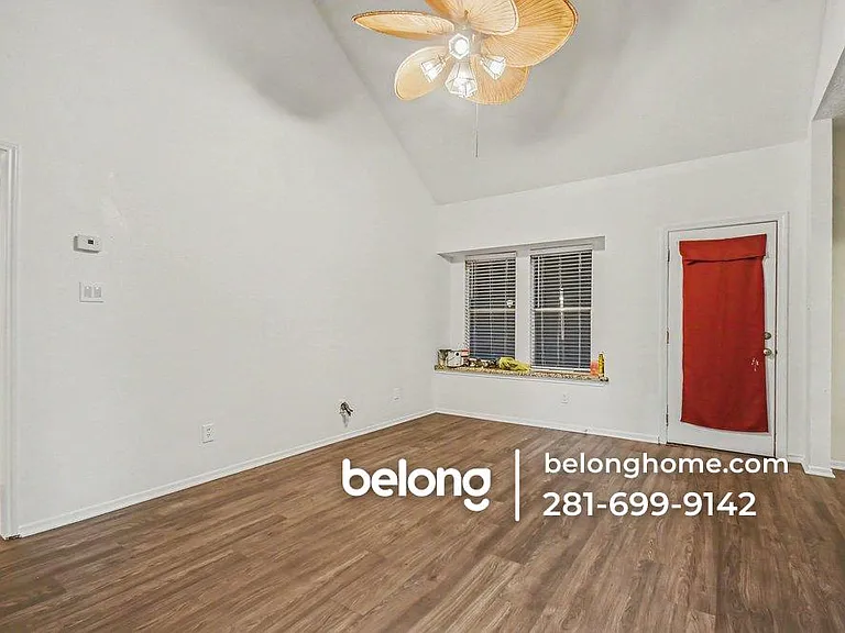 431 N Hampton Ct — Photo 22