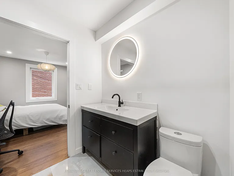 115 Robinson St — Photo 22