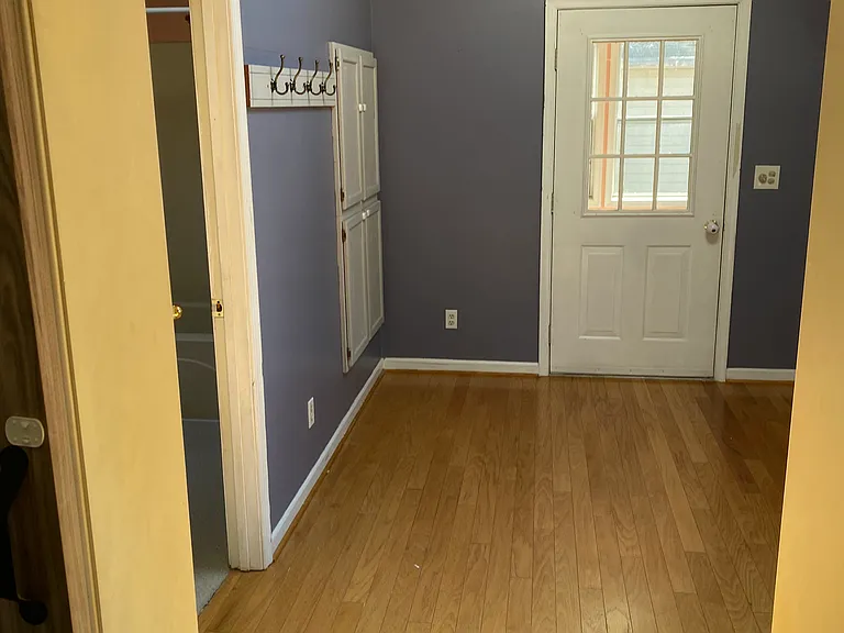 41 Laurel St — Photo 5