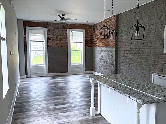 5th image of 3938 Iowa Ave