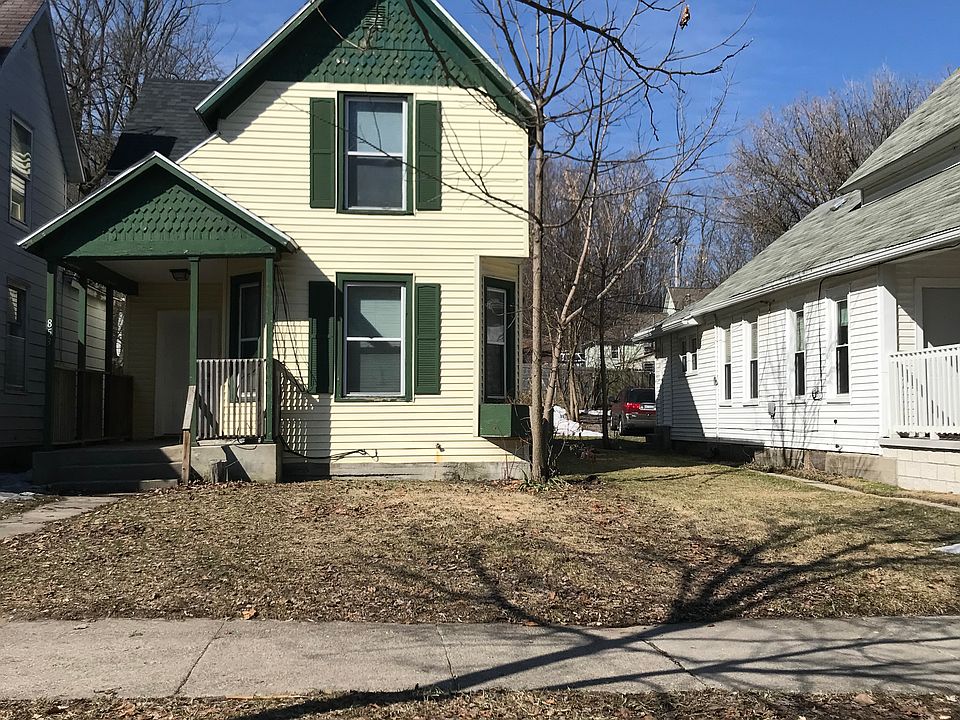 1st image of 853 Clancy Ave NE