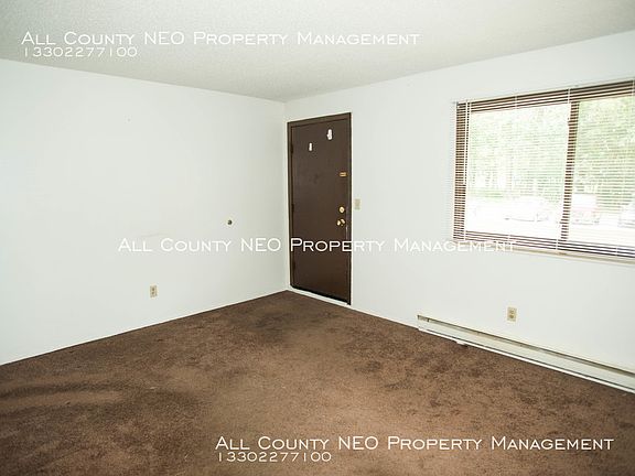3rd image of 737 Center Ave APT 19
