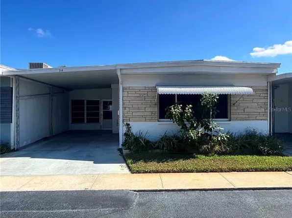 250 Rosery Rd NW APT 314, Largo, FL 33770