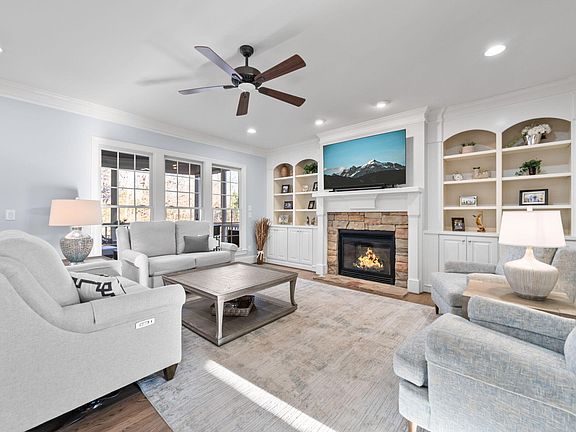 5th image of 3537 Mount Prospect Cir