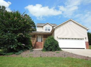 198 Trenton Ln, Thomasville, NC 27360