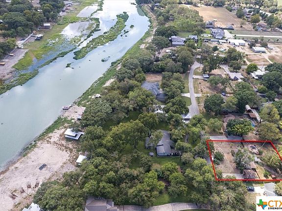 3rd image of 1314 Boenig Dr
