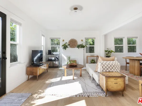 1393 Allison Ave, Los Angeles, CA 90026