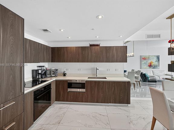 5th image of 3131 NE 7th Ave Unit 4503