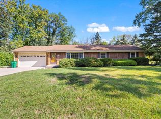 N58W15882 Cheryln Dr, Menomonee Falls, WI 53051