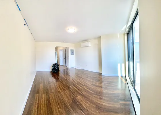 Rented by EastMount Realty LLC | media 3