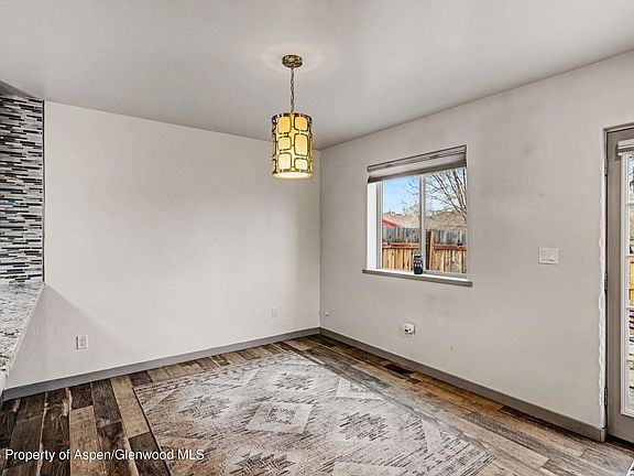 5th image of 1365 Ballard Ave