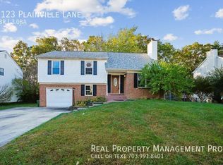 6123 Plainville Ln, Woodbridge, VA 22193