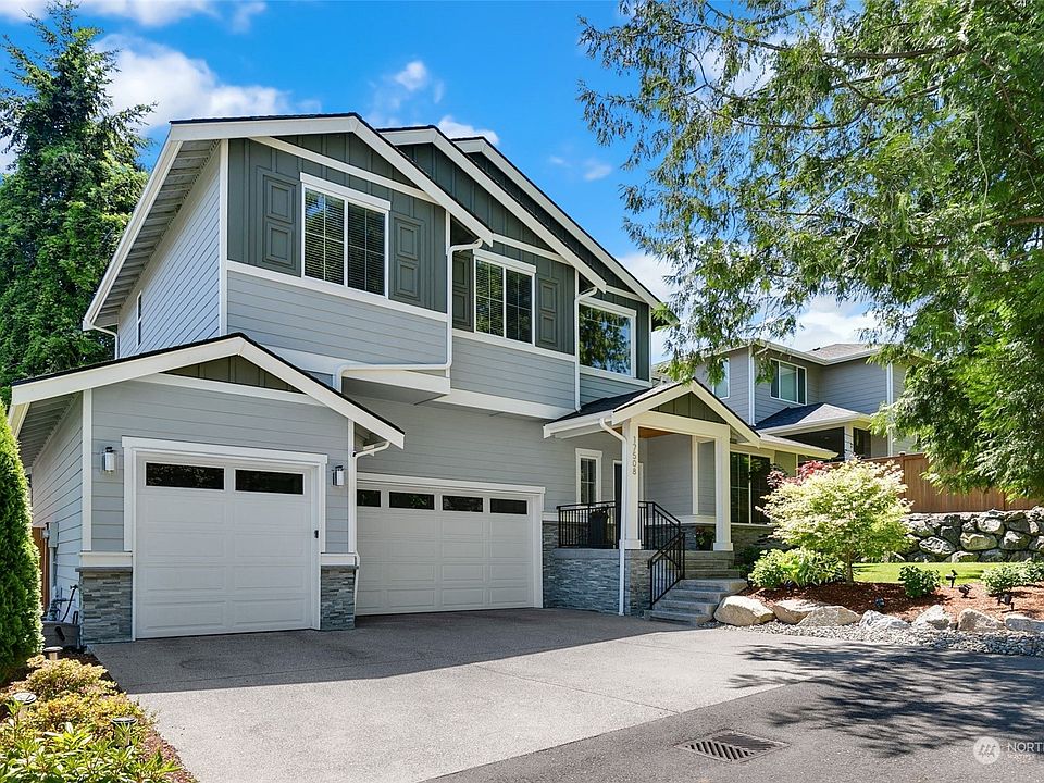 1st image of 17508 32nd Avenue W