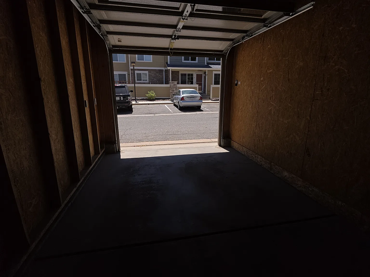 12850 Jasmine St — Photo 3