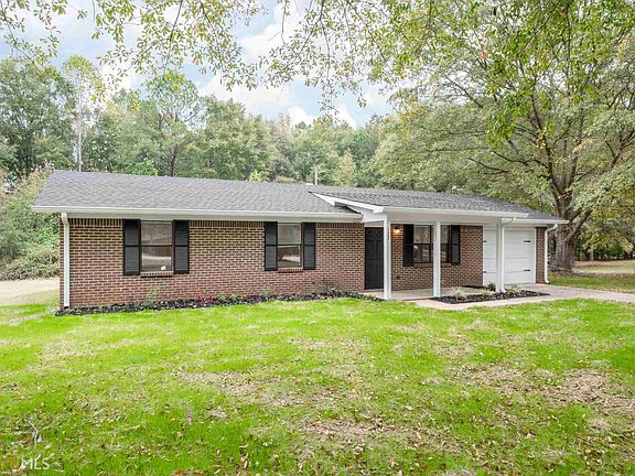 3rd image of 122 Honeysuckle Ln #7