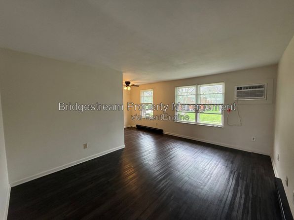 1299 Sanlor Ave #4