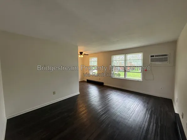 1299 Sanlor Ave, West Milton, OH 45383