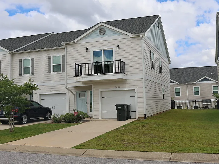 9684 Nature Creek Blvd — Photo 3