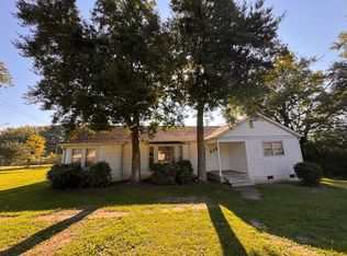 209 6th St SW, Arab, AL 35016