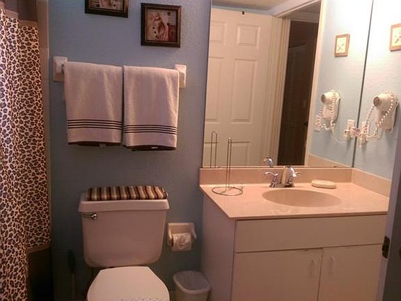 5th image of 3170 Tamarind Cir