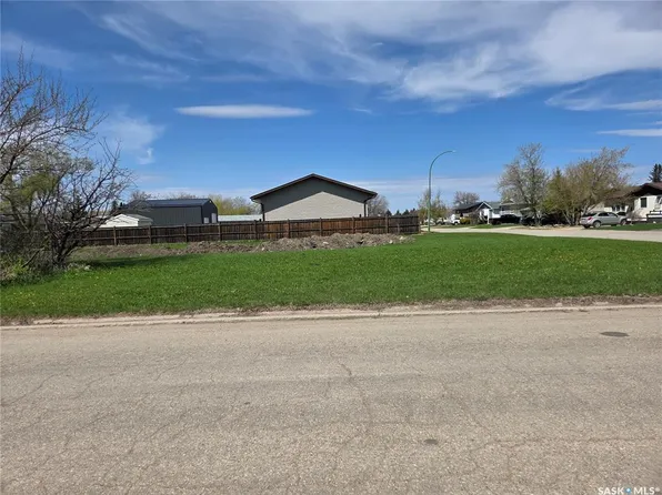 2101 100A STREET, Tisdale, SK S0E 1T0