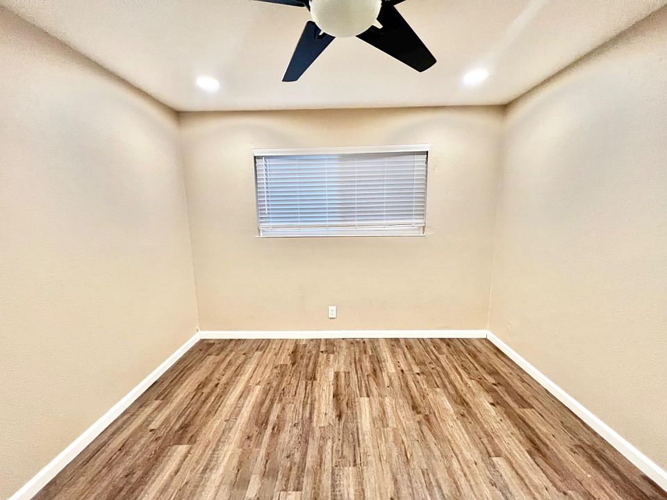 1st image of 2201 Peppertree Way #1-OUT