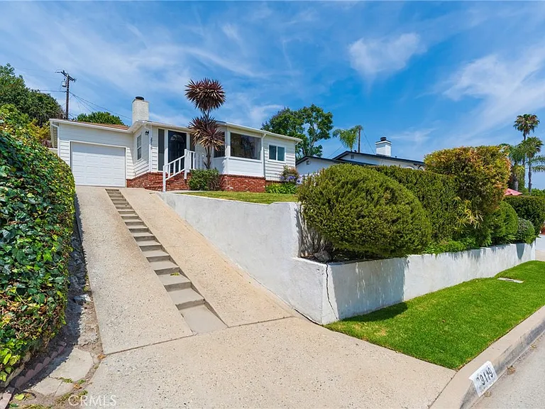 29119 S Highmore Ave — Photo 38