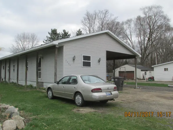 9284 Walter Ln, Jackson, MI 49201