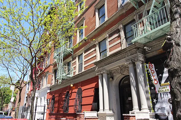 Rented by Blip LLC | media 16