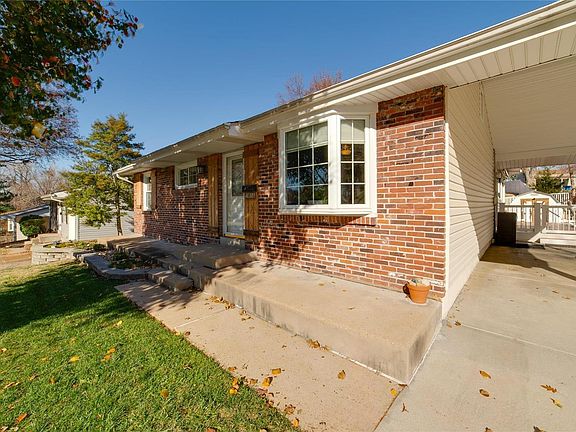 3rd image of 1613 Cork Ct