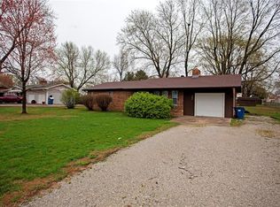 302 N Davis St, Pea Ridge, AR 72751