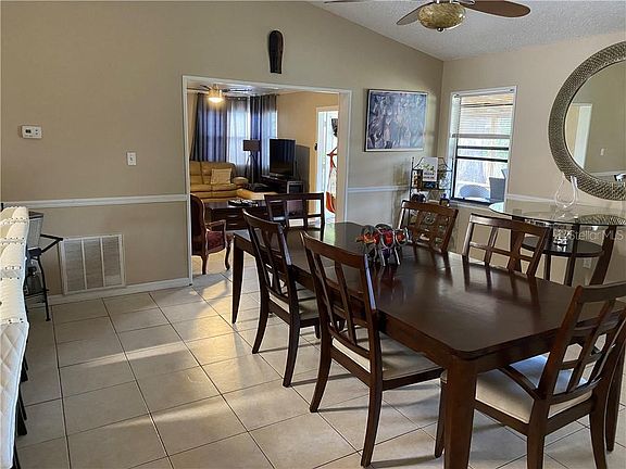 2nd image of 5520 Park Hurst Dr