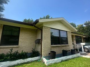 1112 E Alan Ave, Carrollton, TX 75006
