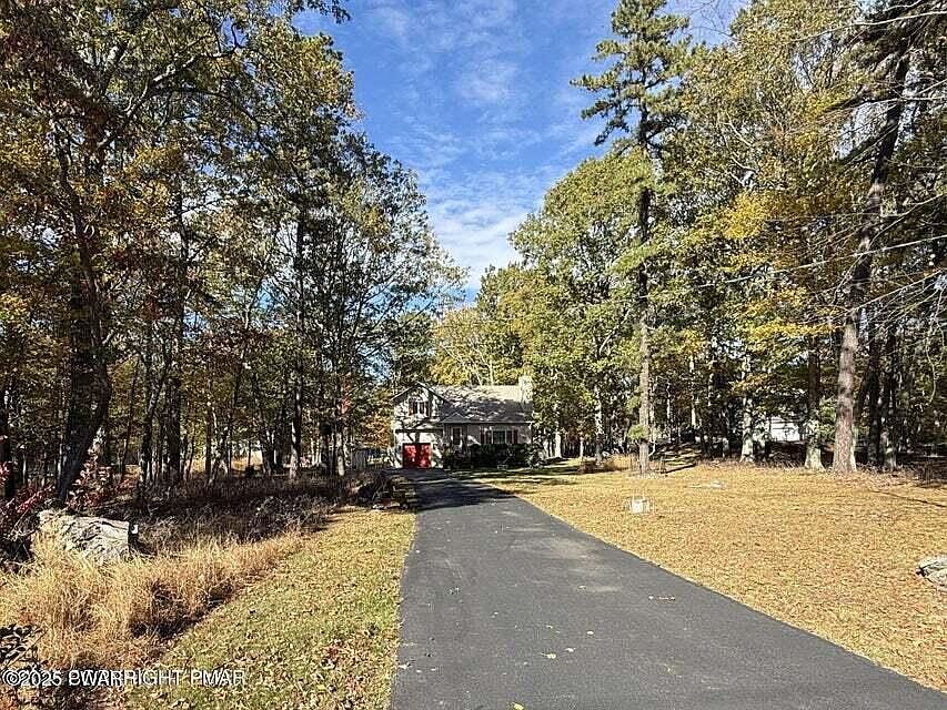 2nd image of 149 Ash Ln