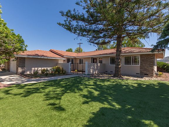 2nd image of 1212 Encino Vista Ct