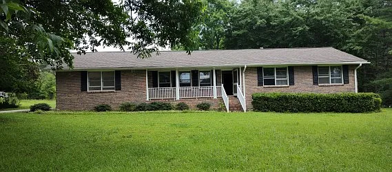 1112 Harbins Rd