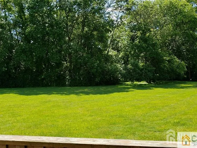 1103 Aspen Dr — Photo 4