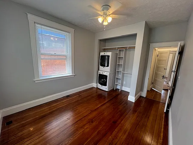 2450 Fairview Ave #1 — Photo 12