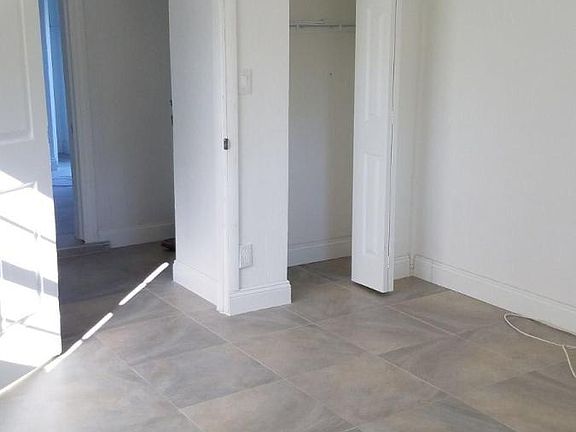 5th image of 3132 Vassallo Ave