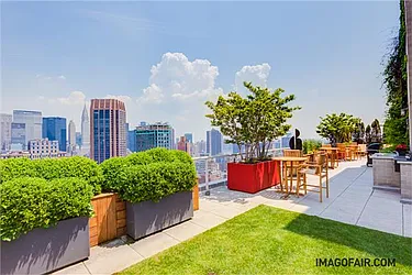 Rented by (Legacy) Elegran