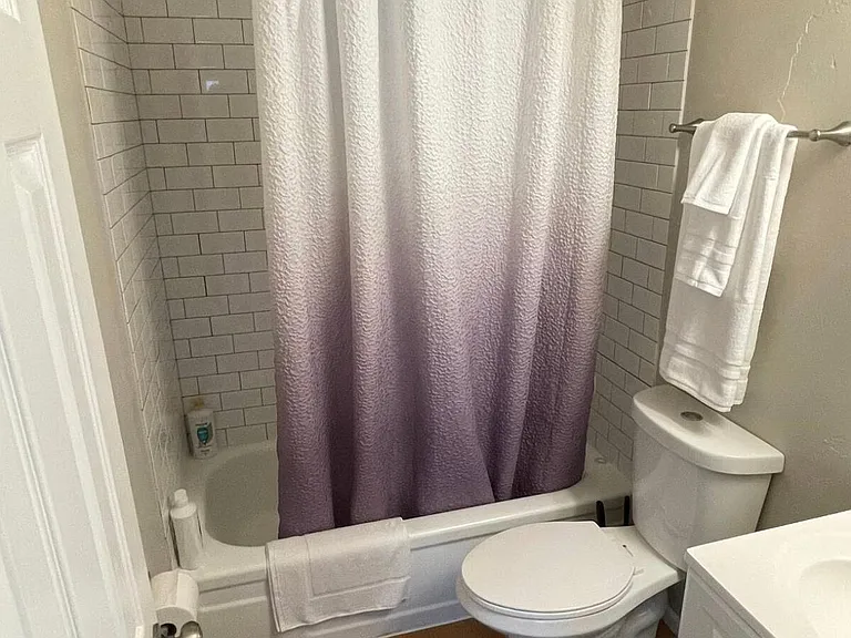 1179 Cree Dr #1 — Photo 10