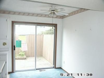 3rd image of 4932 Stoneybrook Blvd