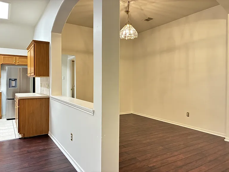 8910 Aber Trail Ct — Photo 13