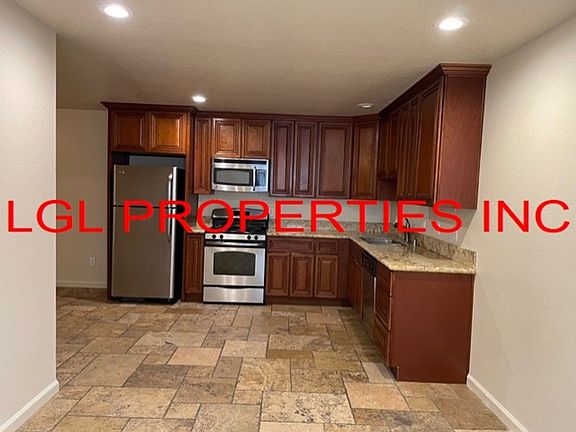 4th image of 4726 Parker Ave